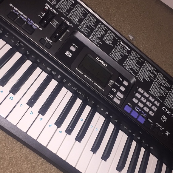 Keyboard - Picture 2 of 2